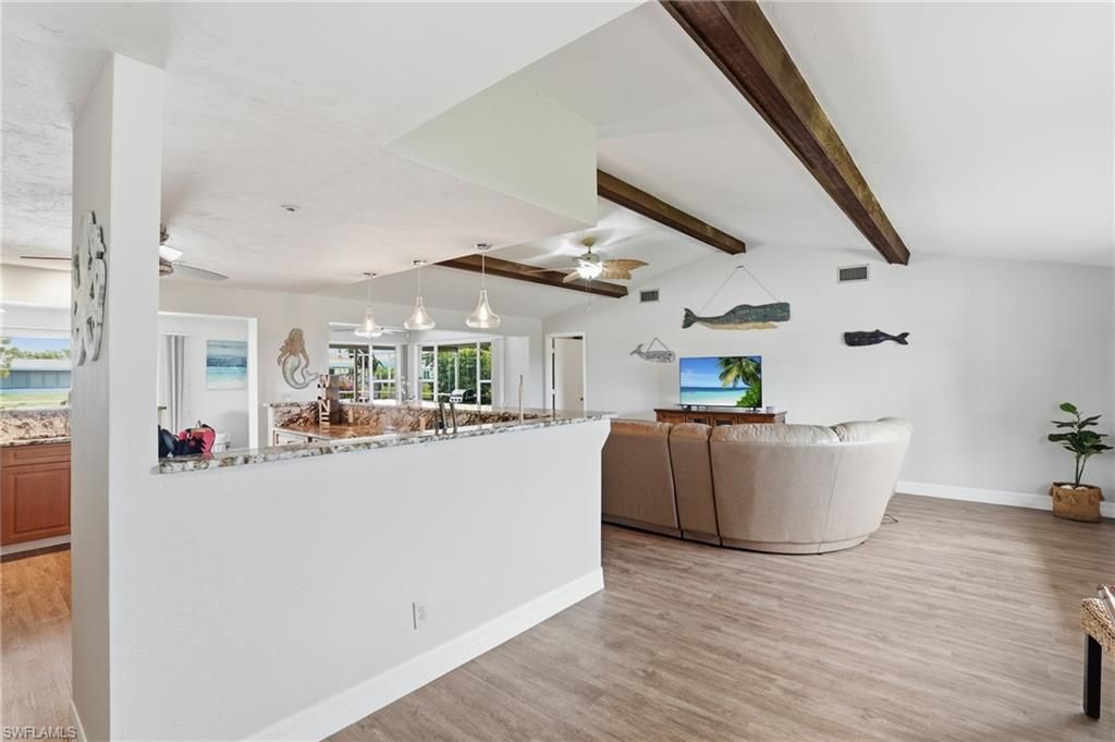 Image 6 of property listing at 5125 Rutland CT, Cape Coral, FL 33904