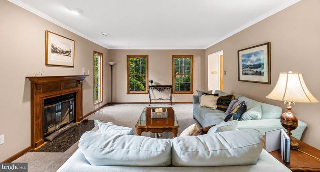 9 SILVER LAKE DR, Shamong, NJ 08088