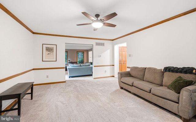 9 SILVER LAKE DR, Shamong, NJ 08088