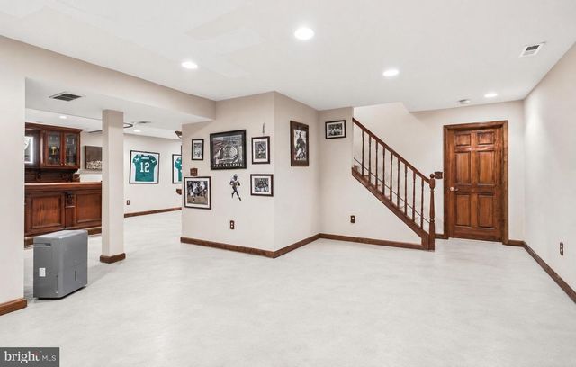 9 SILVER LAKE DR, Shamong, NJ 08088