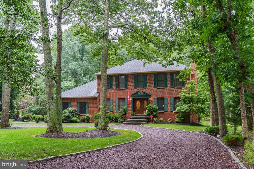 9 SILVER LAKE DR, Shamong, NJ 08088