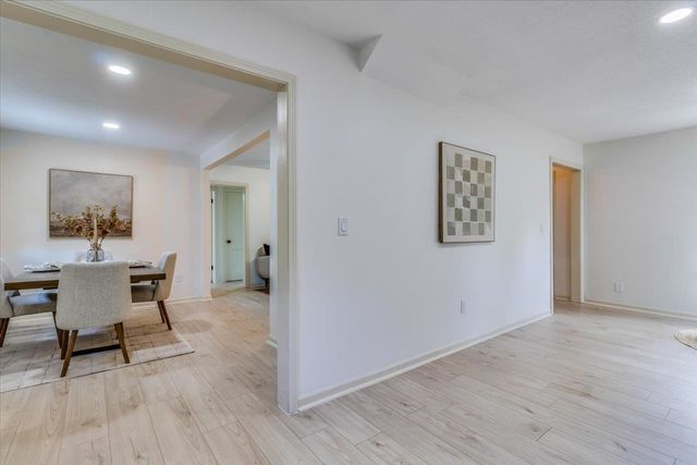 1814 N Litchfield St, Wichita, KS 67203