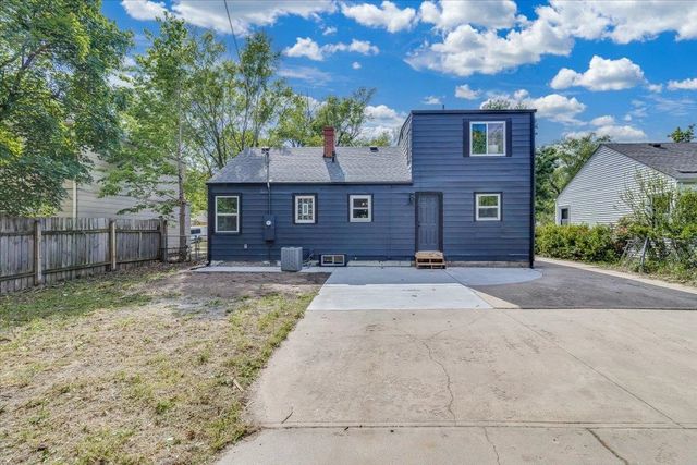 1814 N Litchfield St, Wichita, KS 67203