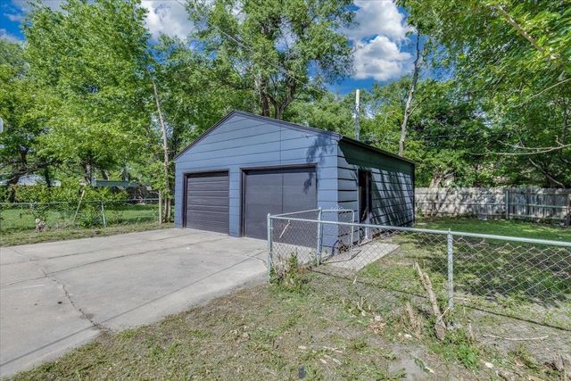1814 N Litchfield St, Wichita, KS 67203