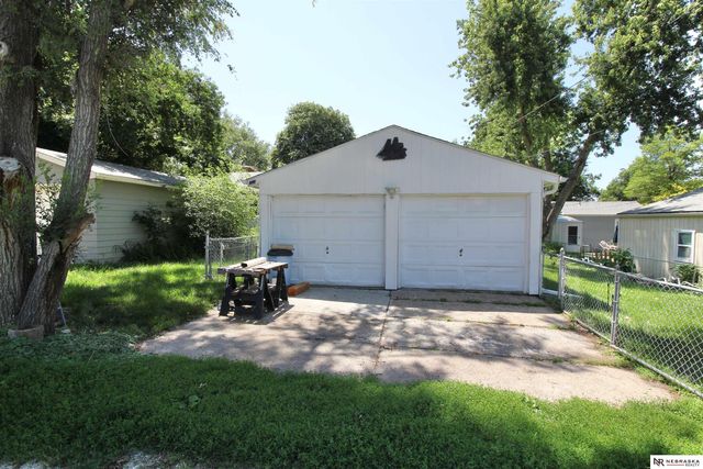 623 S Jackson Street, Papillion, NE 68046