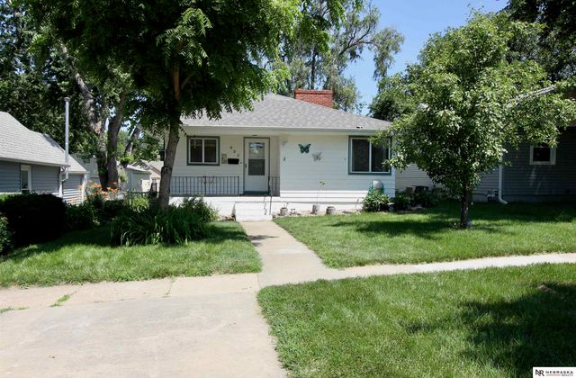 623 S Jackson Street, Papillion, NE 68046