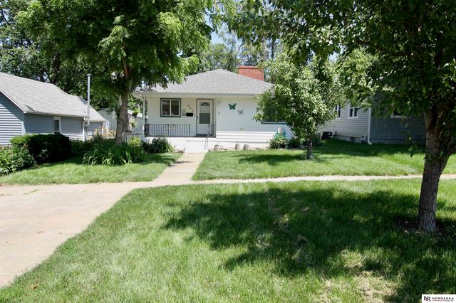 623 S Jackson Street, Papillion, NE 68046