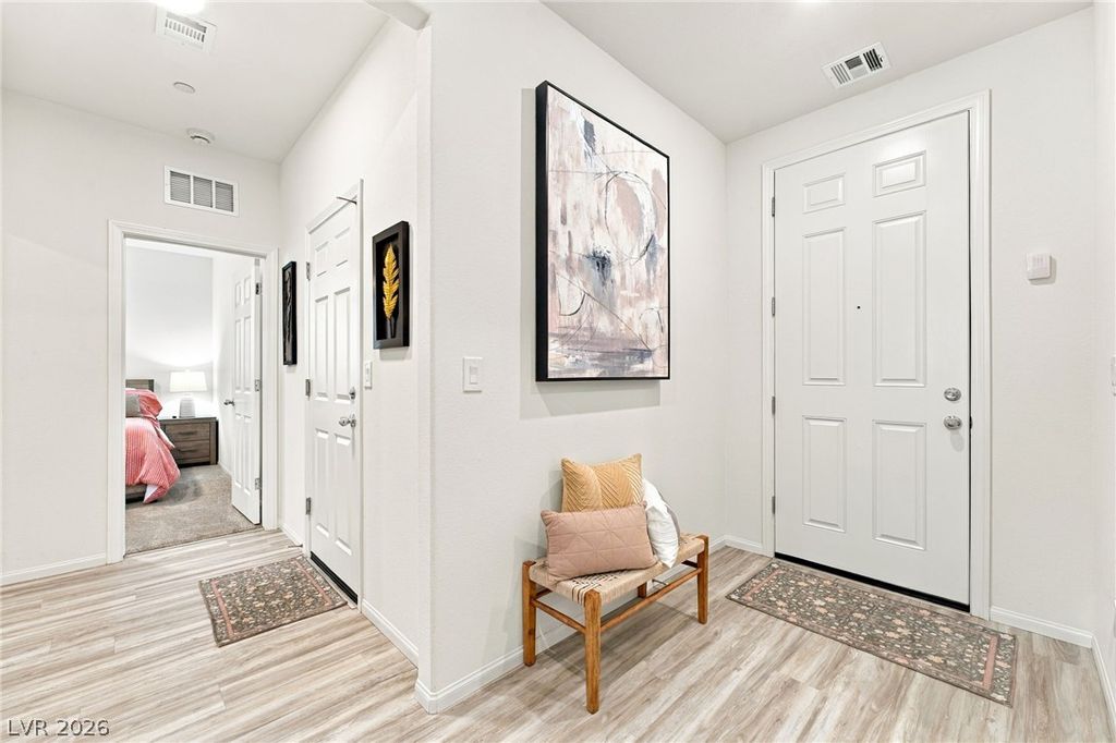 10933 Cilantro Avenue, Las Vegas, NV 89166 — photo 4