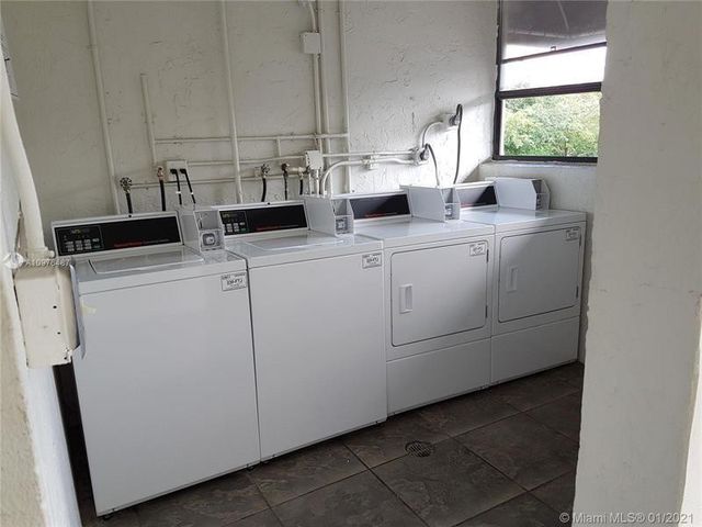 2771 Riverside Drive 416-a, Coral Springs, FL 33065