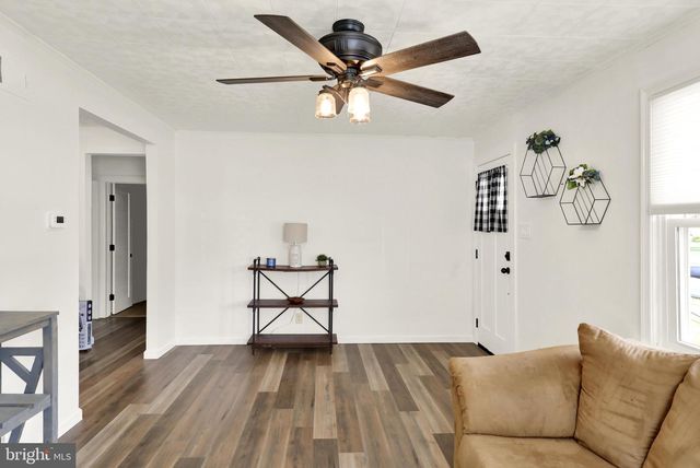 107 N FRANKLIN ST, Palmyra, PA 17078