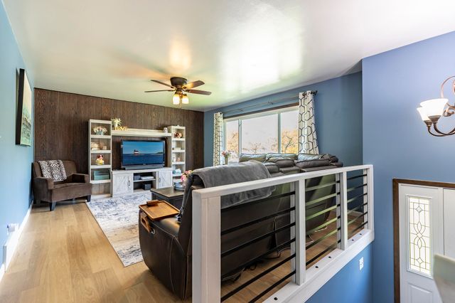 1644 Michael Drive, Schererville, IN 46375