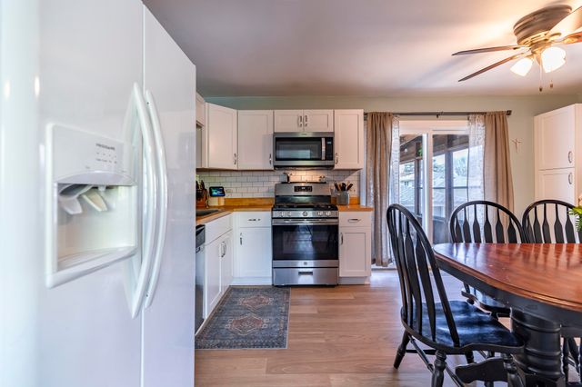 1644 Michael Drive, Schererville, IN 46375