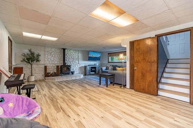 1644 Michael Drive, Schererville, IN 46375