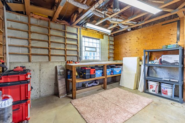 1644 Michael Drive, Schererville, IN 46375
