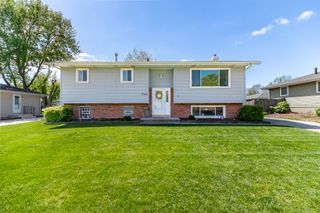1644 Michael Drive, Schererville, IN 46375