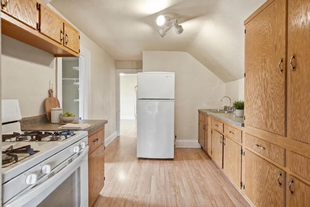 237 142nd Street, Hammond, IN 46327