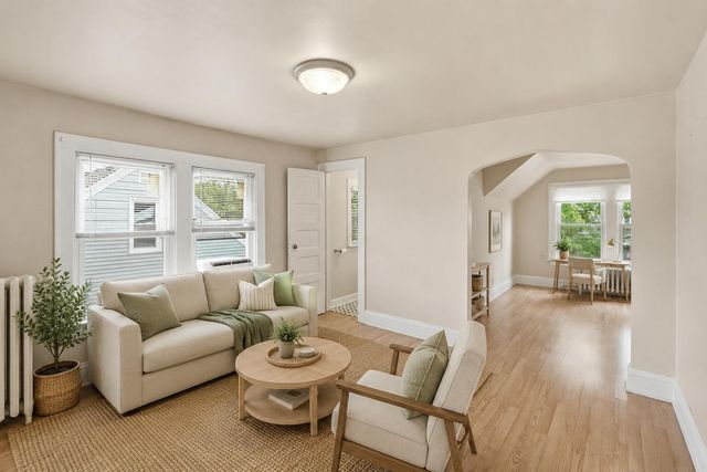 237 142nd Street, Hammond, IN 46327