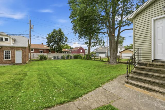 237 142nd Street, Hammond, IN 46327