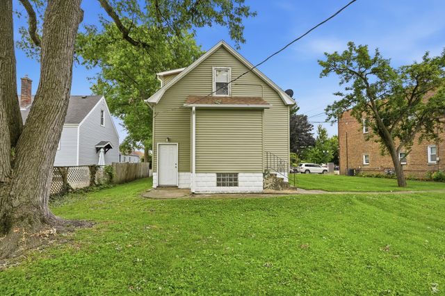 237 142nd Street, Hammond, IN 46327