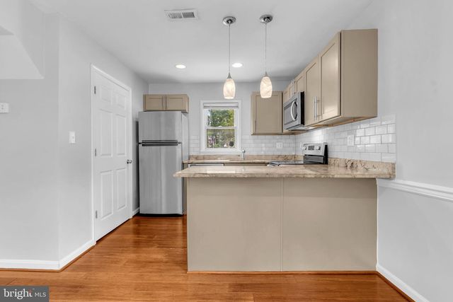 7102 E FOREST ROAD, Landover, MD 20785