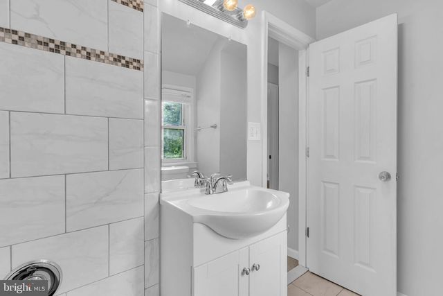 7102 E FOREST ROAD, Landover, MD 20785