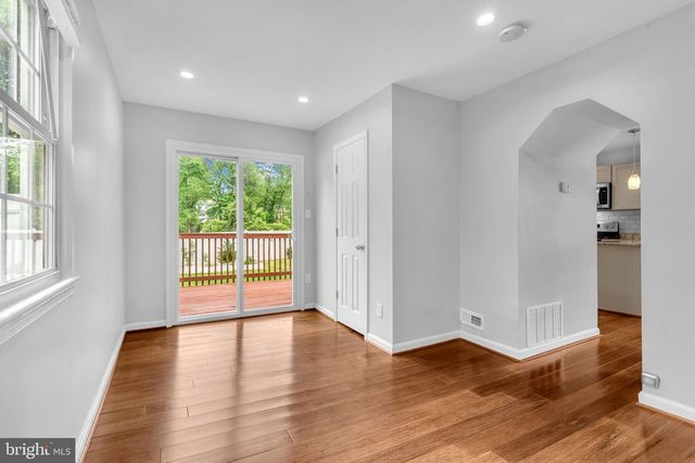 7102 E FOREST ROAD, Landover, MD 20785