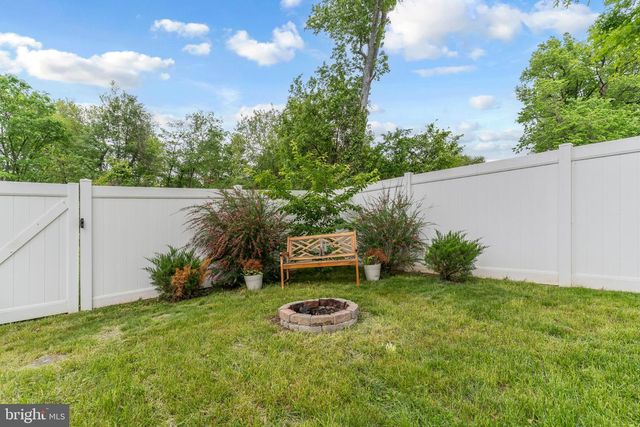 7102 E FOREST ROAD, Landover, MD 20785