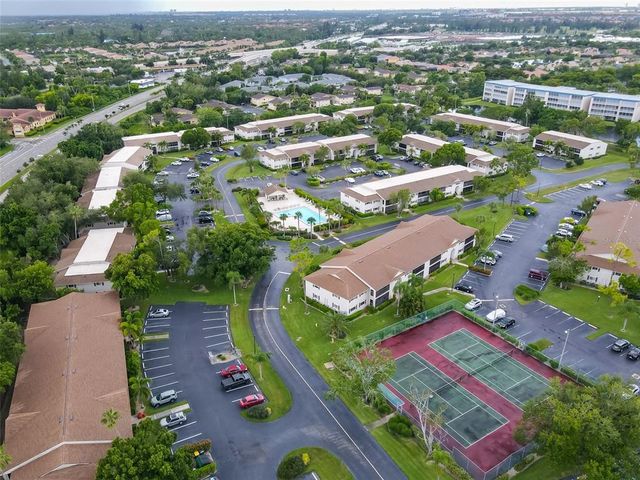 8041 S WOODS CIRCLE 14, Fort Myers, FL 33919