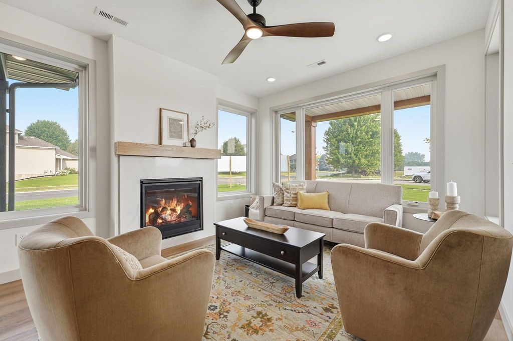 16303 Esprit Court, Lakeville, MN 55044 — photo 2