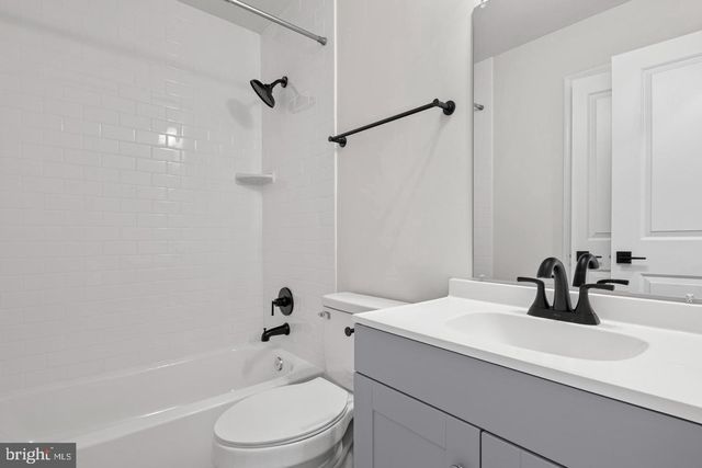 9521 SALEM ST, Manassas, VA 20110