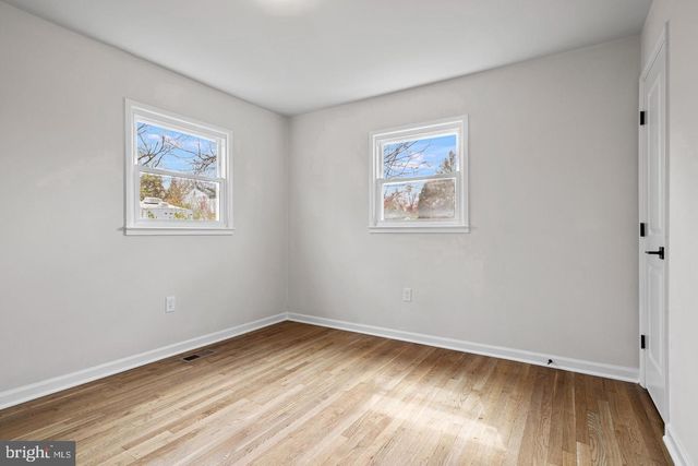 9521 SALEM ST, Manassas, VA 20110