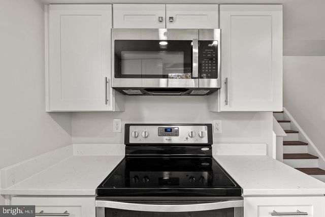 9521 SALEM ST, Manassas, VA 20110
