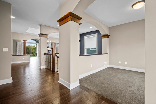 11339 Wildflower Drive N, Lake Elmo, MN 55042