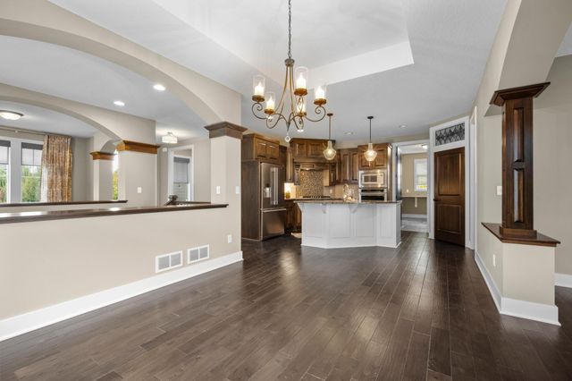 11339 Wildflower Drive N, Lake Elmo, MN 55042