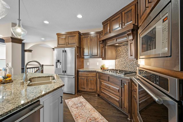 11339 Wildflower Drive N, Lake Elmo, MN 55042