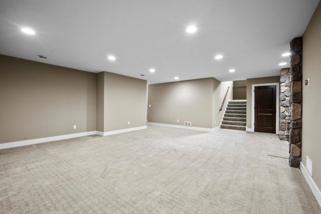 11339 Wildflower Drive N, Lake Elmo, MN 55042