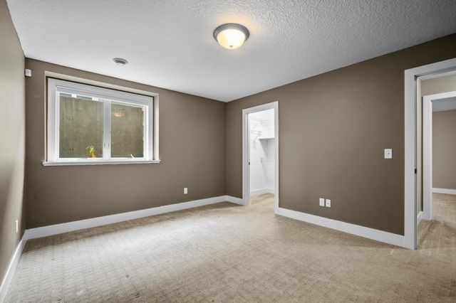 11339 Wildflower Drive N, Lake Elmo, MN 55042