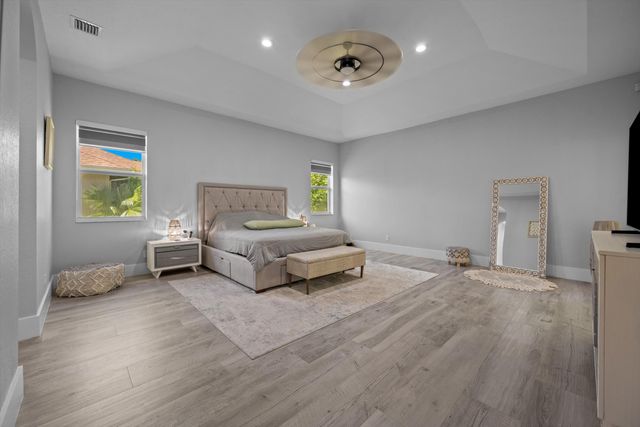 2926 Dovedale Court, Wellington, FL 33414