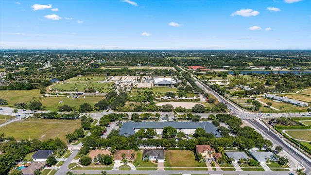 2926 Dovedale Court, Wellington, FL 33414