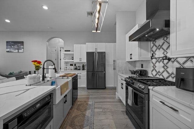2926 Dovedale Court, Wellington, FL 33414