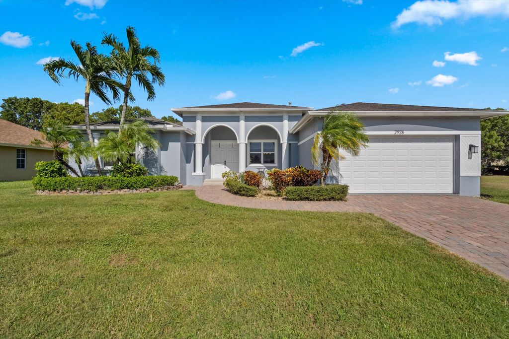 2926 Dovedale Court, Wellington, FL 33414