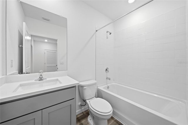 2480 RIVERSONG LODGE LANE, Wesley Chapel, FL 33543