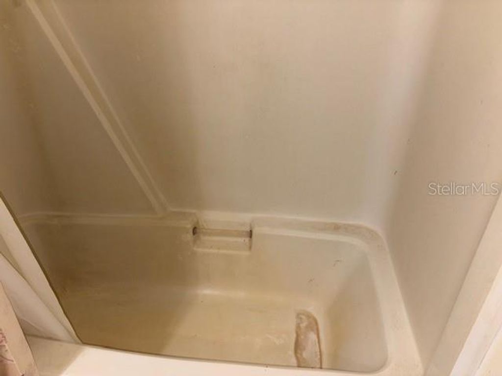 Image 22 of property listing at 2210 WOODMERE ROAD, Venice, FL 34293