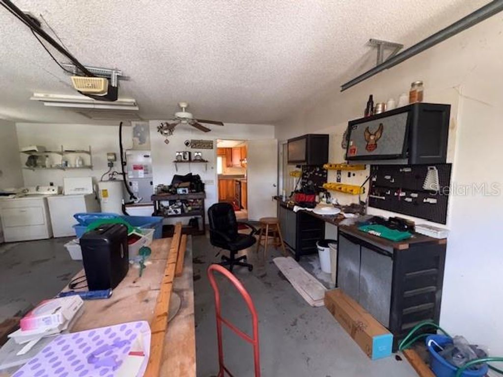 Image 25 of property listing at 2210 WOODMERE ROAD, Venice, FL 34293