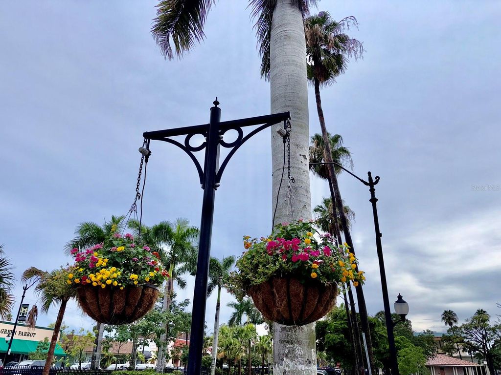 Image 39 of property listing at 2210 WOODMERE ROAD, Venice, FL 34293