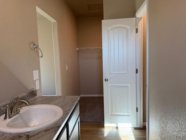 6025 Harper Ln, Pueblo, CO 81008