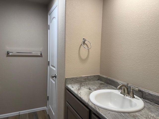 6025 Harper Ln, Pueblo, CO 81008