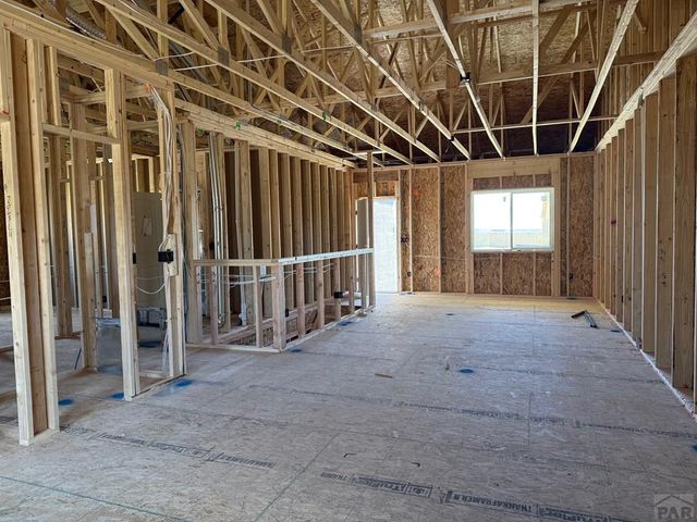 6025 Harper Ln, Pueblo, CO 81008