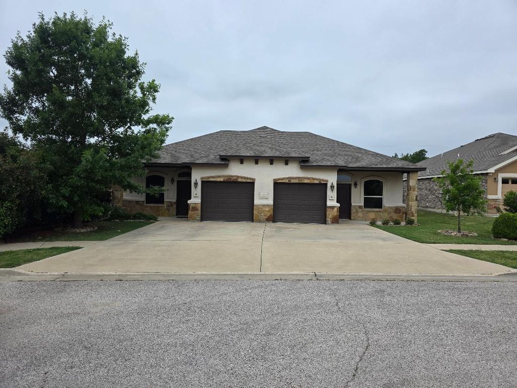 409 Study Hall Loop LOOP, Killeen, TX 76549