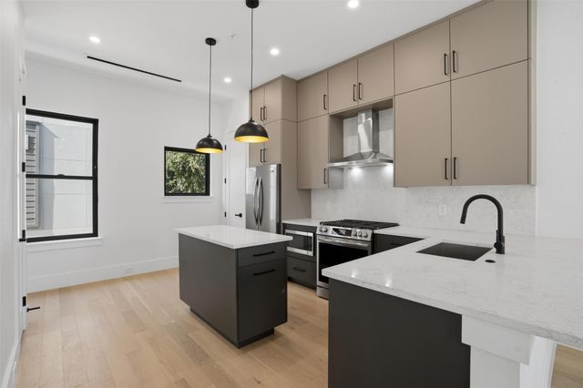 4526 Cabell Drive 104, Dallas, TX 75204